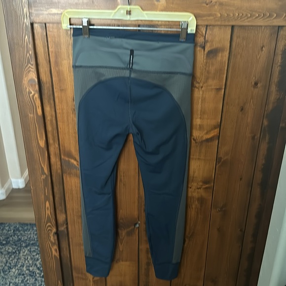 Athleta Alyson Felix Legend 7/8 Mesh Tight, Size S - Picture 5 of 15